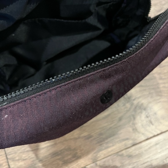 LULULEMON TOILETRY BAG - Picture 3 of 3